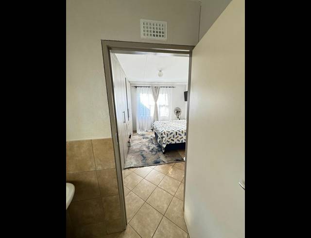 4 BEDROOM HOUSE FOR SALE IN LOTUS GARDENS